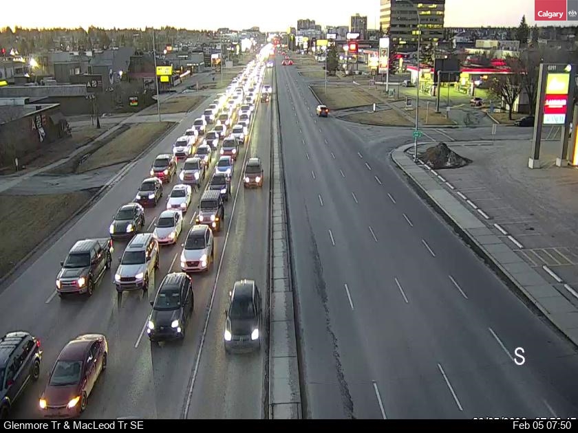 Glenmore Trail / Macleod Trail S