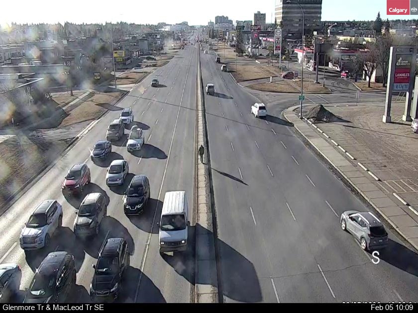 Glenmore Trail / Macleod Trail S