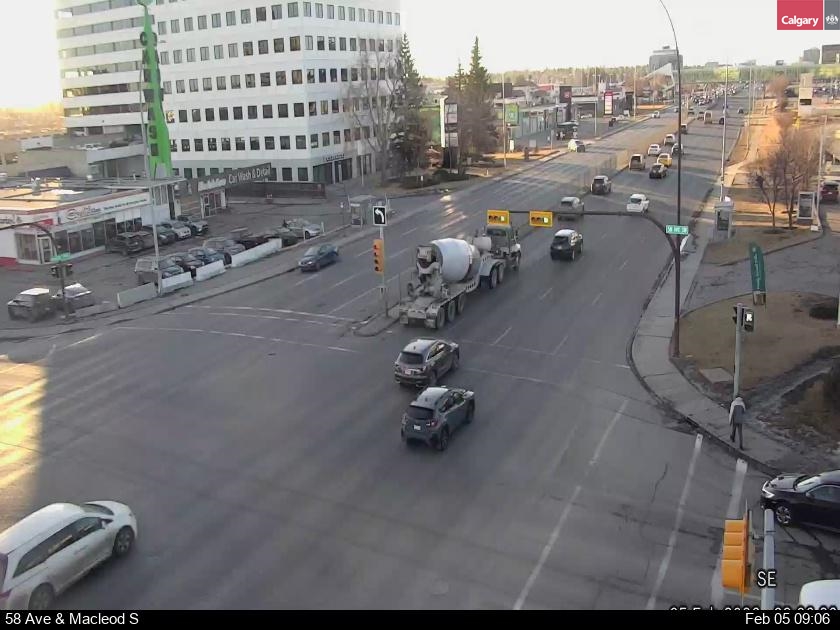 58 Avenue / Macleod Trail S