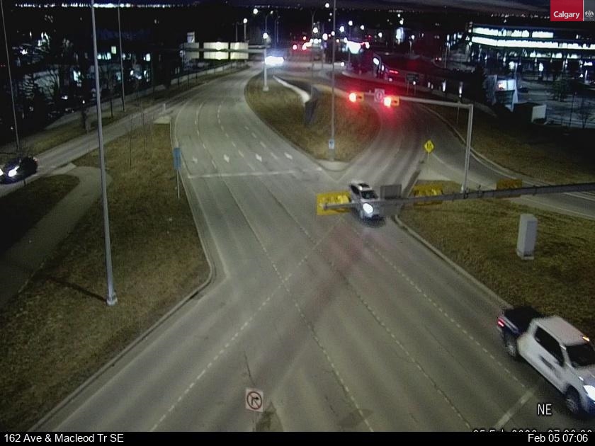 Macleod Trail S / 162 Avenue SE (East intersection)