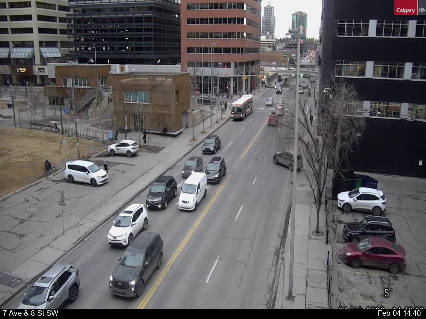 7 Avenue / 8 Street SW