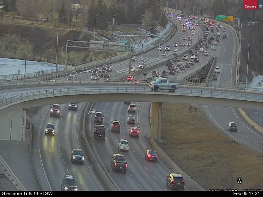 Glenmore Trail / 14 Street SW (West)