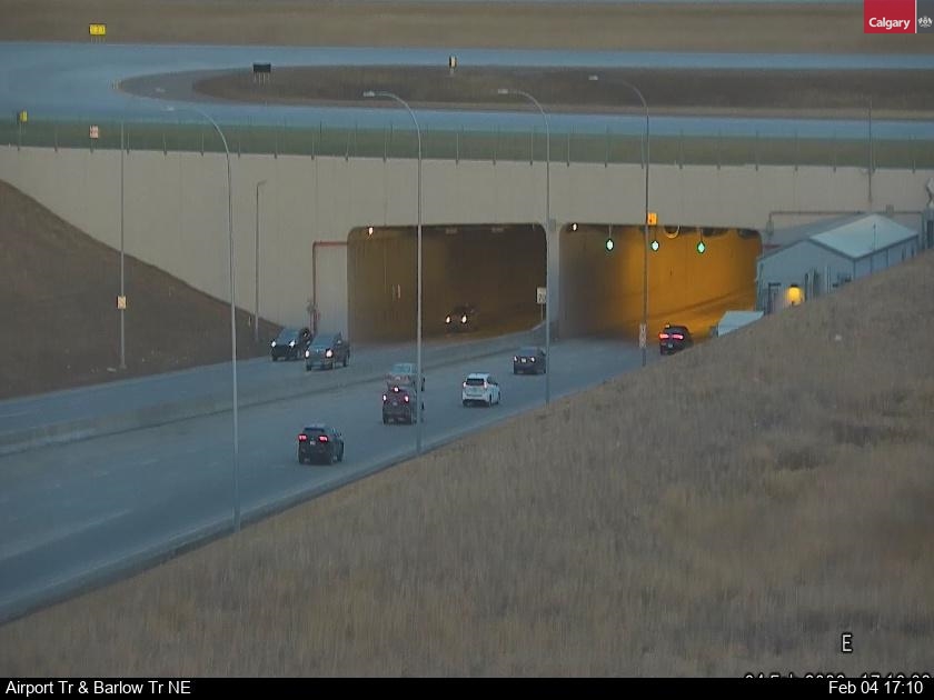 Airport Trail / Barlow Trail NE