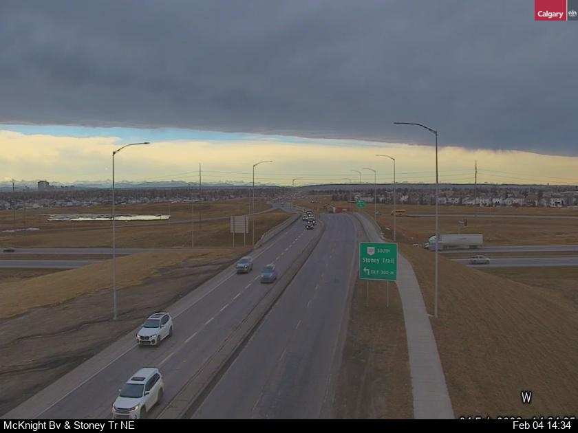 McKnight Blvd / Stoney Trail NE