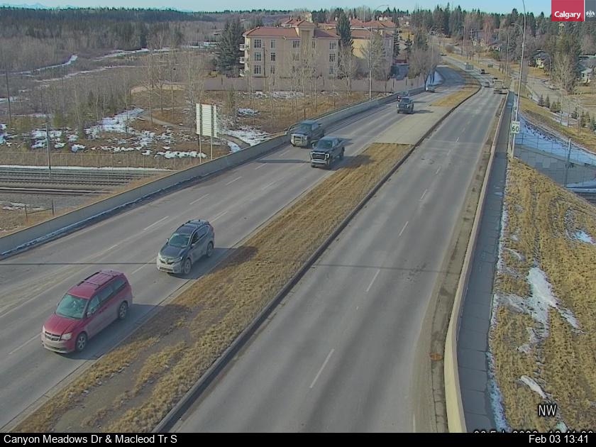 Canyon Meadows Dr / Macleod Trail SE