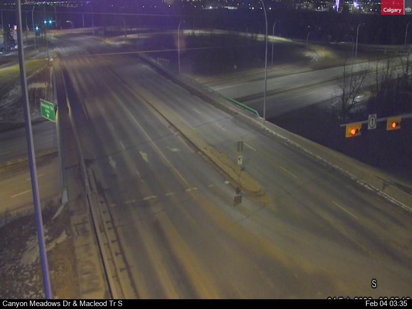 Canyon Meadows Dr / Macleod Trail SE