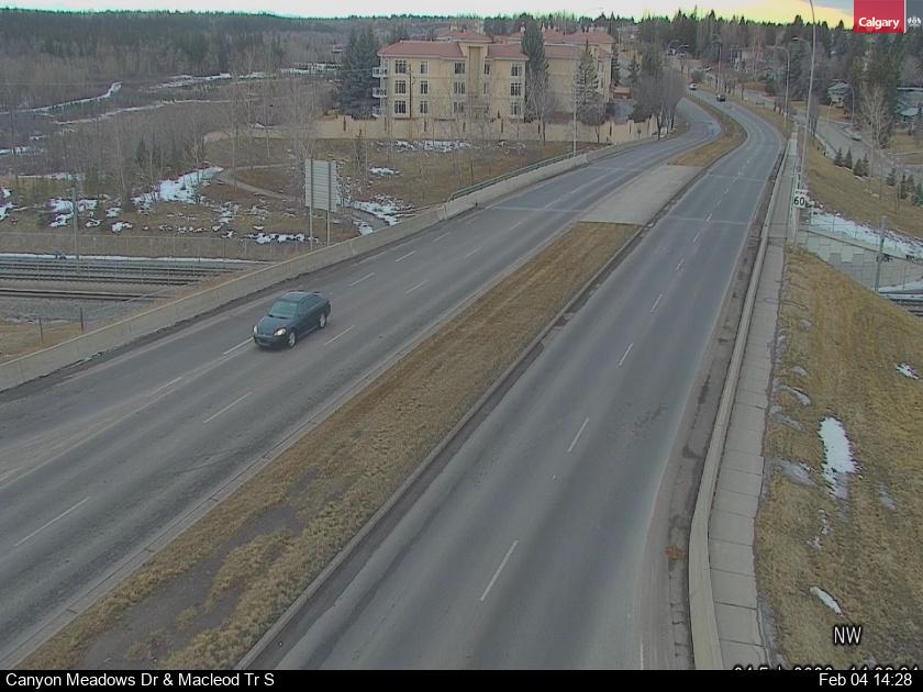 Canyon Meadows Dr / Macleod Trail SE