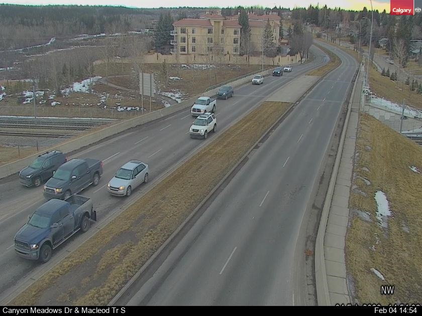 Canyon Meadows Dr / Macleod Trail SE