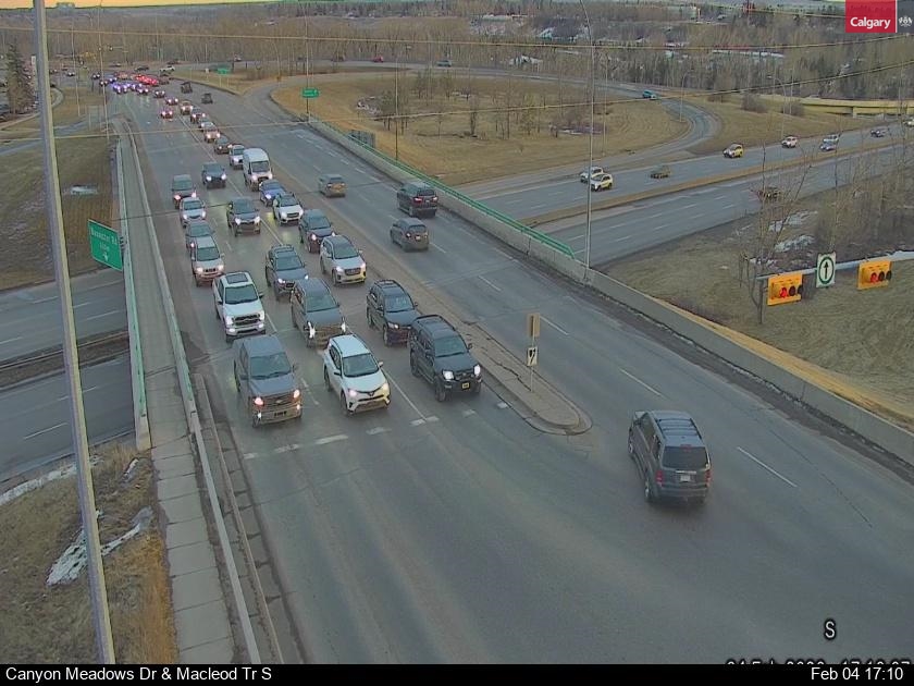 Canyon Meadows Dr / Macleod Trail SE