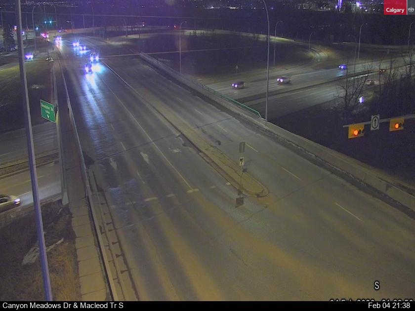 Canyon Meadows Dr / Macleod Trail SE