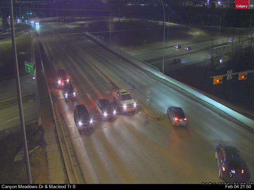 Canyon Meadows Dr / Macleod Trail SE