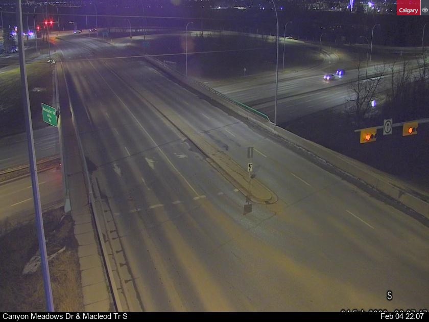 Canyon Meadows Dr / Macleod Trail SE