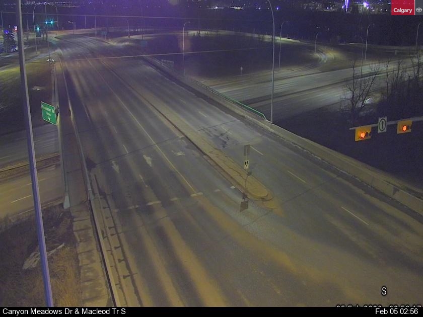 Canyon Meadows Dr / Macleod Trail SE