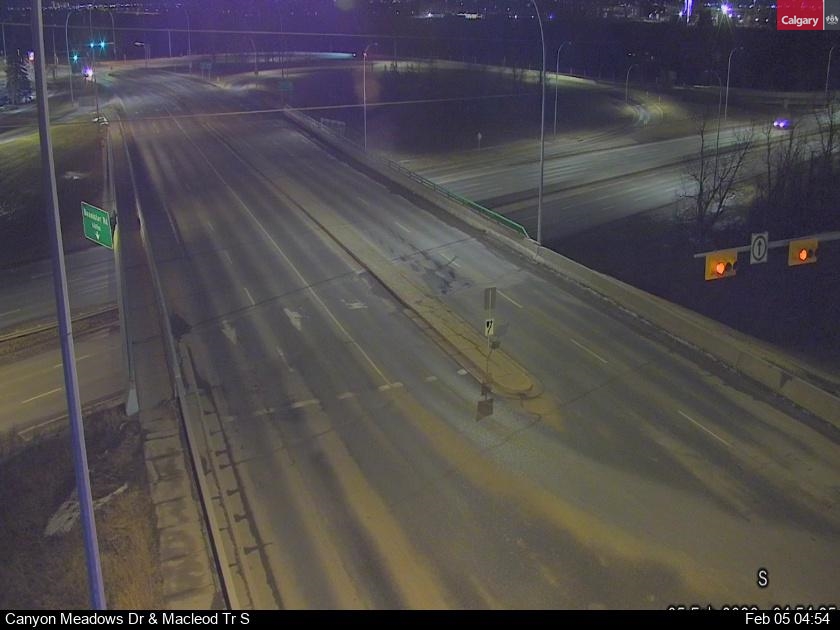 Canyon Meadows Dr / Macleod Trail SE