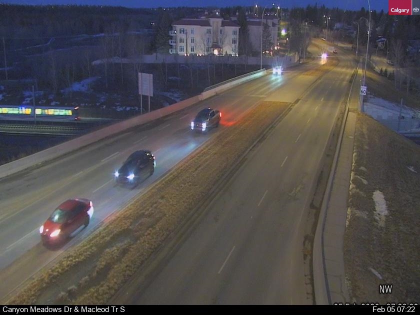 Canyon Meadows Dr / Macleod Trail SE