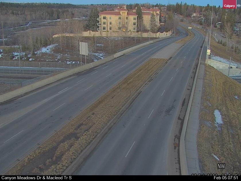 Canyon Meadows Dr / Macleod Trail SE