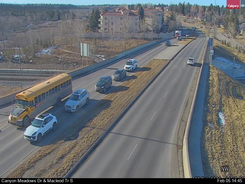 Canyon Meadows Dr / Macleod Trail SE