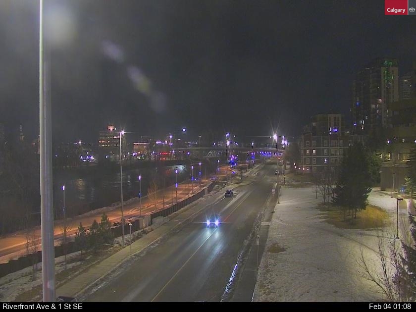 Riverfront Avenue / 1 Street SE