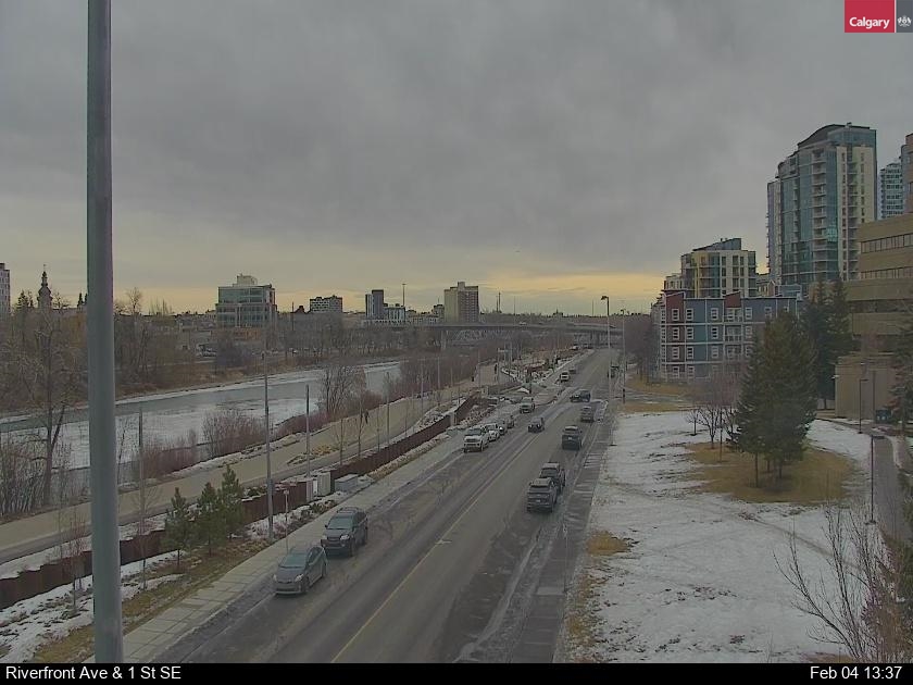 Riverfront Avenue / 1 Street SE