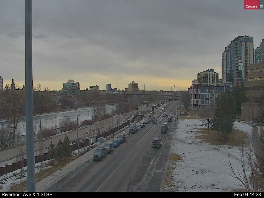 Riverfront Avenue / 1 Street SE