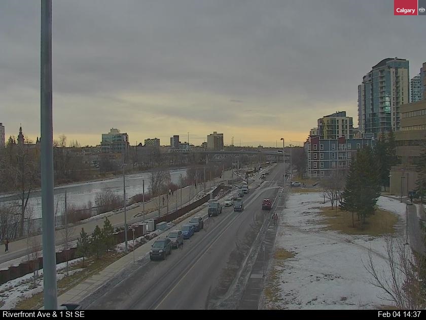 Riverfront Avenue / 1 Street SE