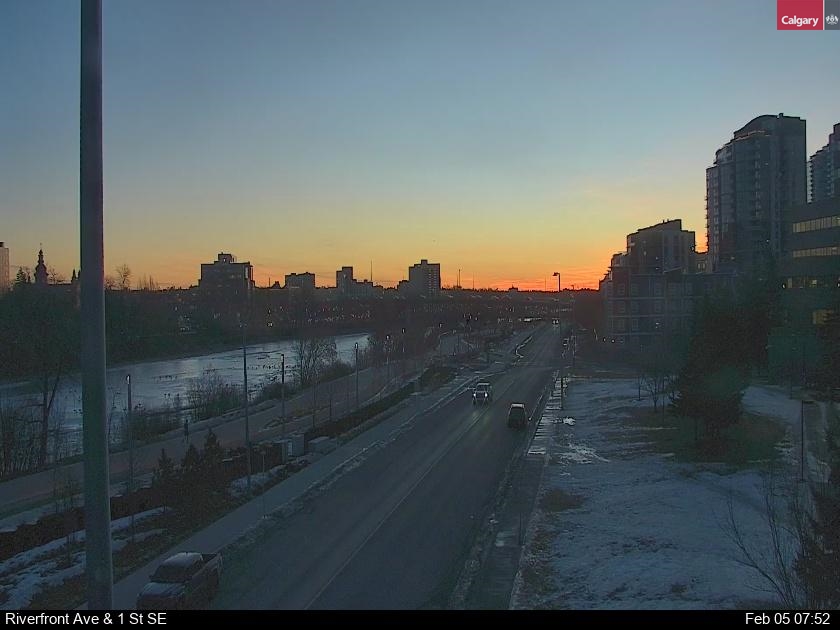 Riverfront Avenue / 1 Street SE