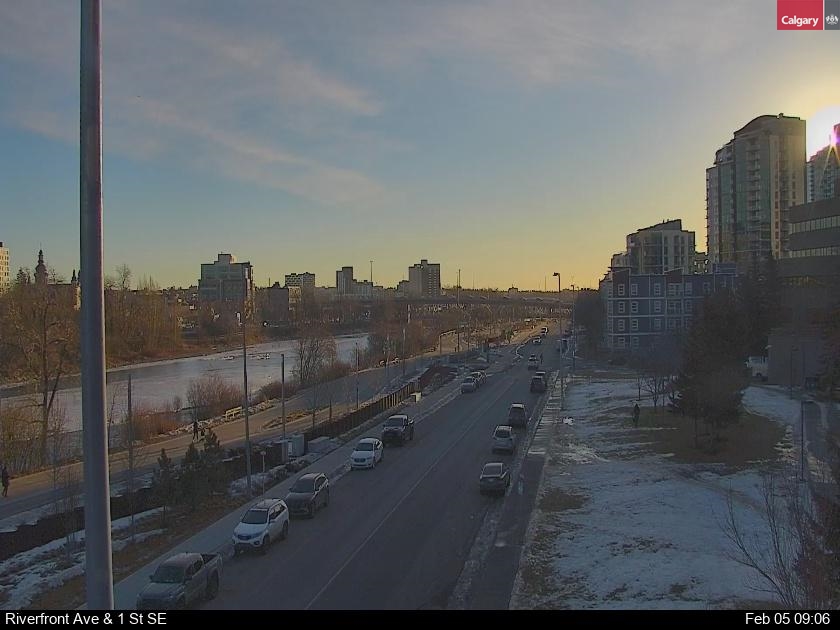 Riverfront Avenue / 1 Street SE