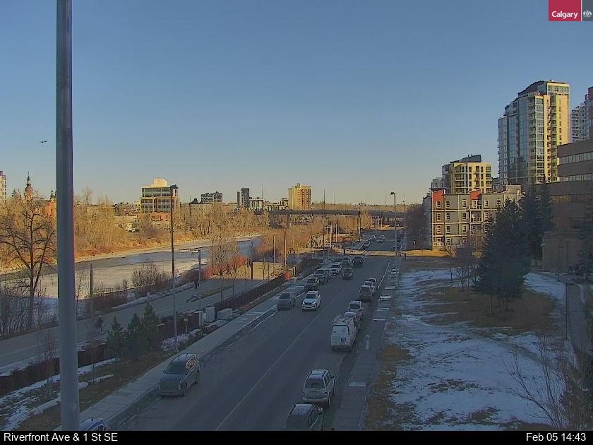 Riverfront Avenue / 1 Street SE