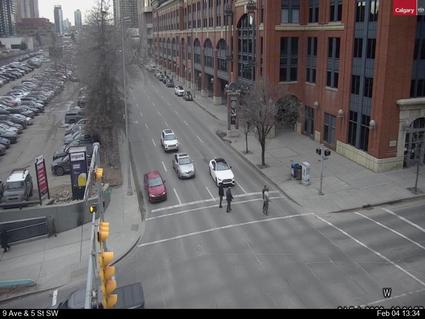 9 Avenue / 5 Street SW