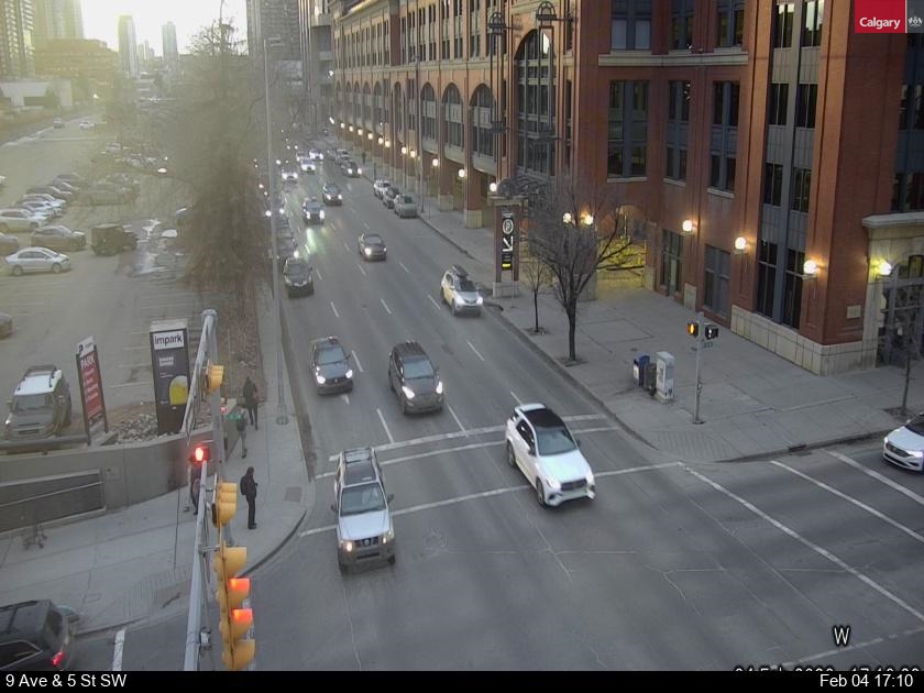 9 Avenue / 5 Street SW