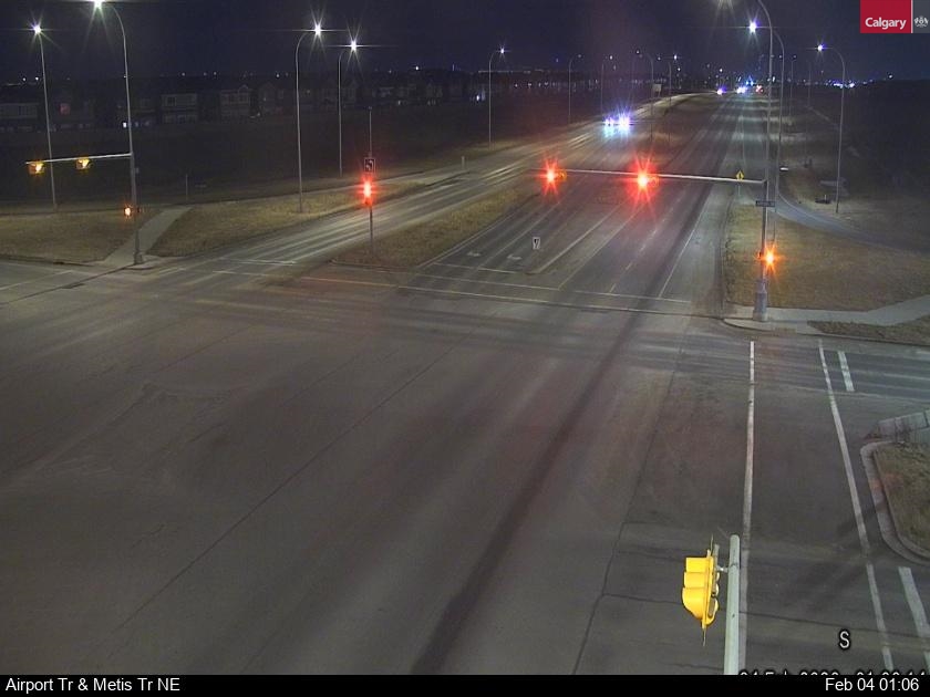 Airport Trail / Metis Trail NE