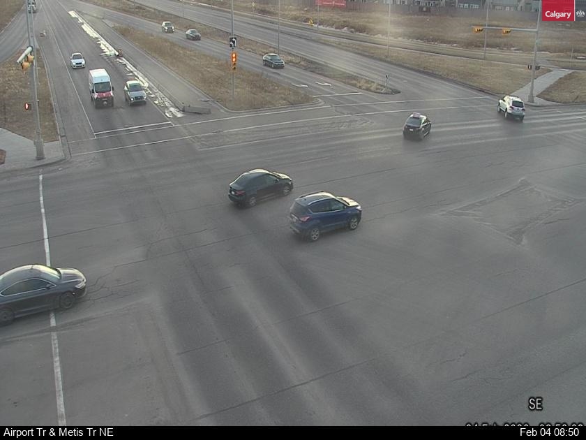 Airport Trail / Metis Trail NE