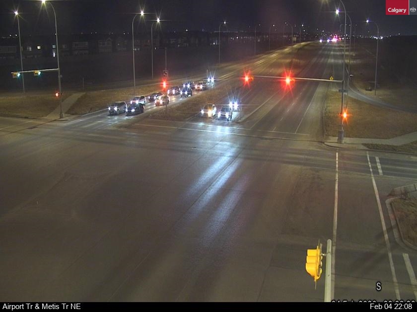 Airport Trail / Metis Trail NE