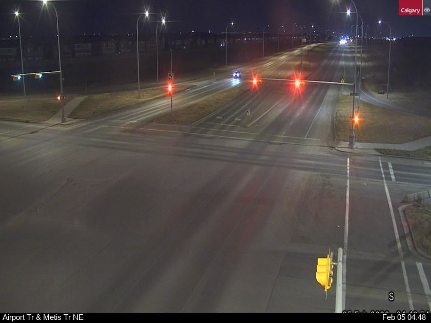 Airport Trail / Metis Trail NE