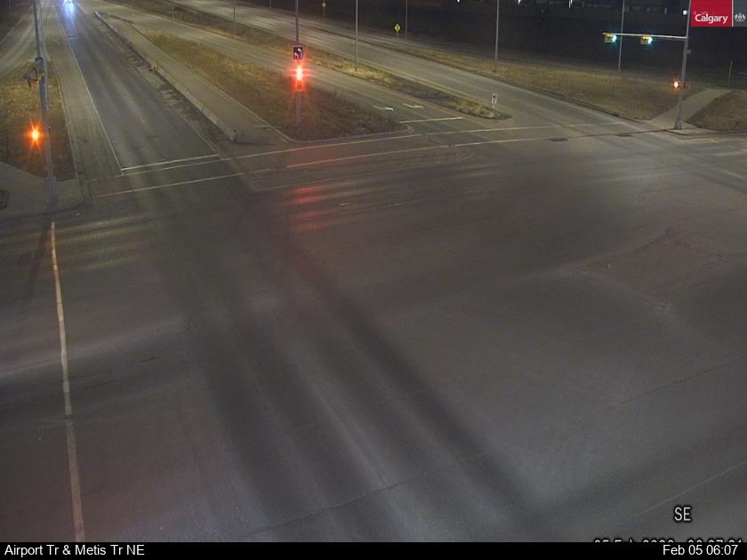 Airport Trail / Metis Trail NE