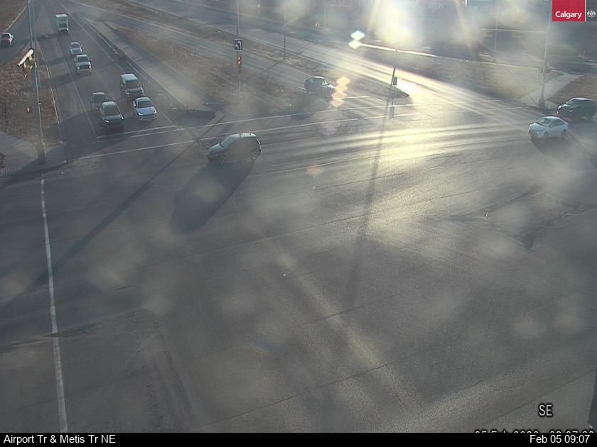 Airport Trail / Metis Trail NE