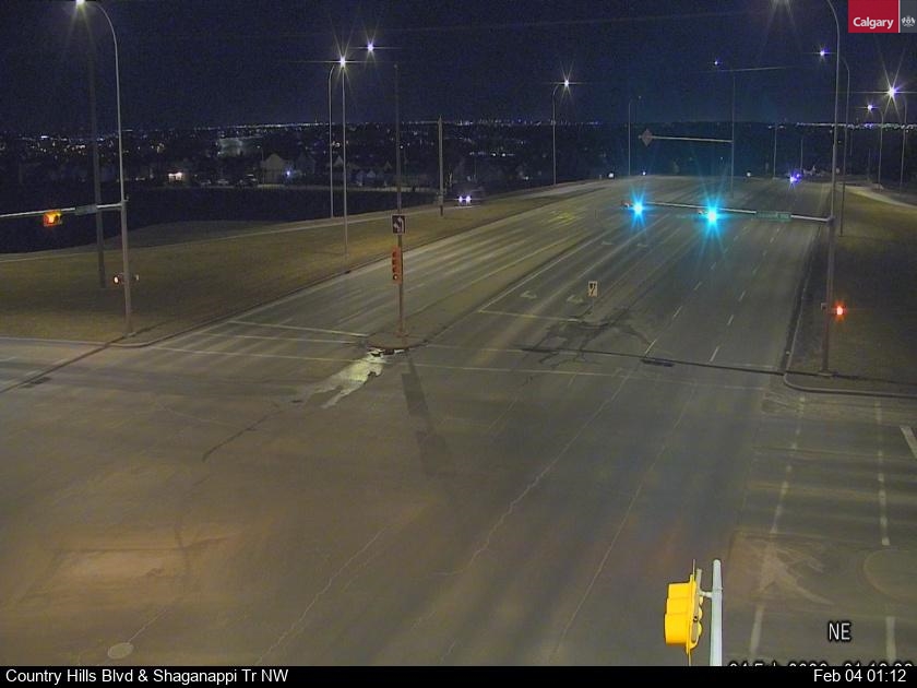 Country Hills Blvd / Shaganappi Tr NW