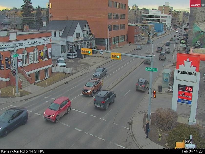 Kensington Rd / 14 St NW