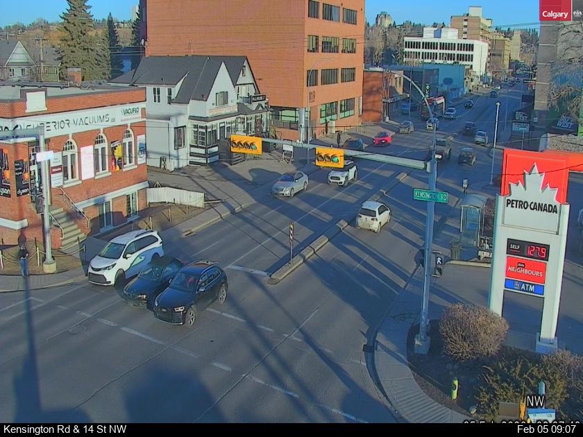 Kensington Rd / 14 St NW