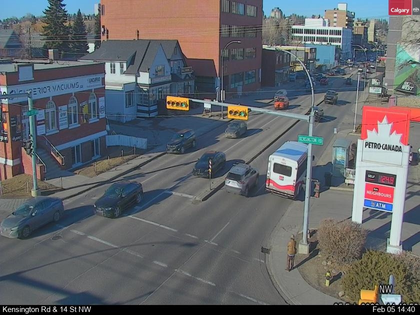 Kensington Rd / 14 St NW