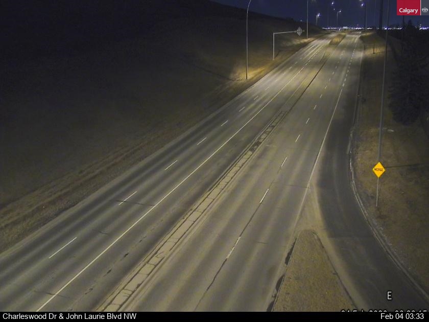 Charleswood Dr / John Laurie Bv NW