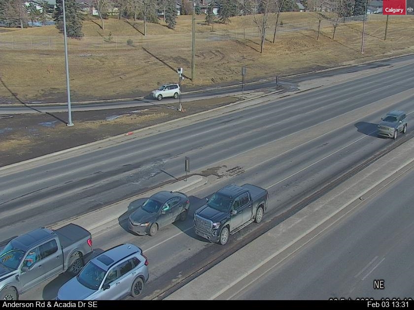 Anderson Rd / Acadia Dr SE