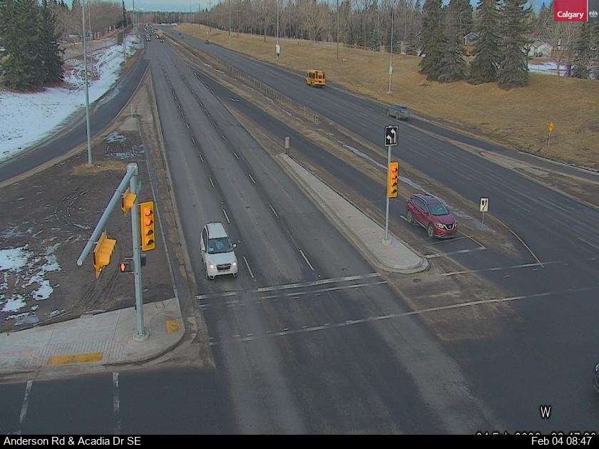 Anderson Rd / Acadia Dr SE