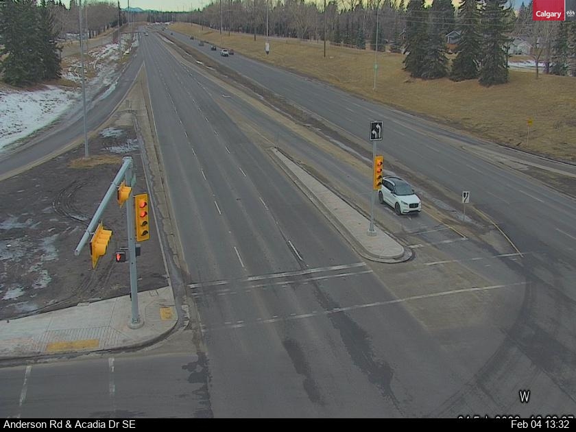 Anderson Rd / Acadia Dr SE