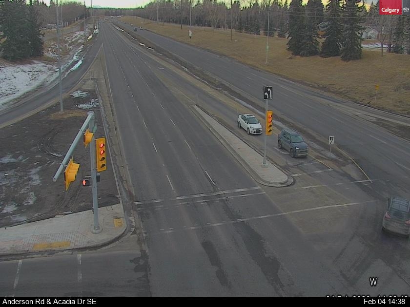 Anderson Rd / Acadia Dr SE