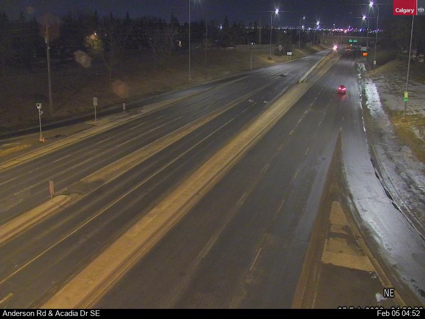 Anderson Rd / Acadia Dr SE