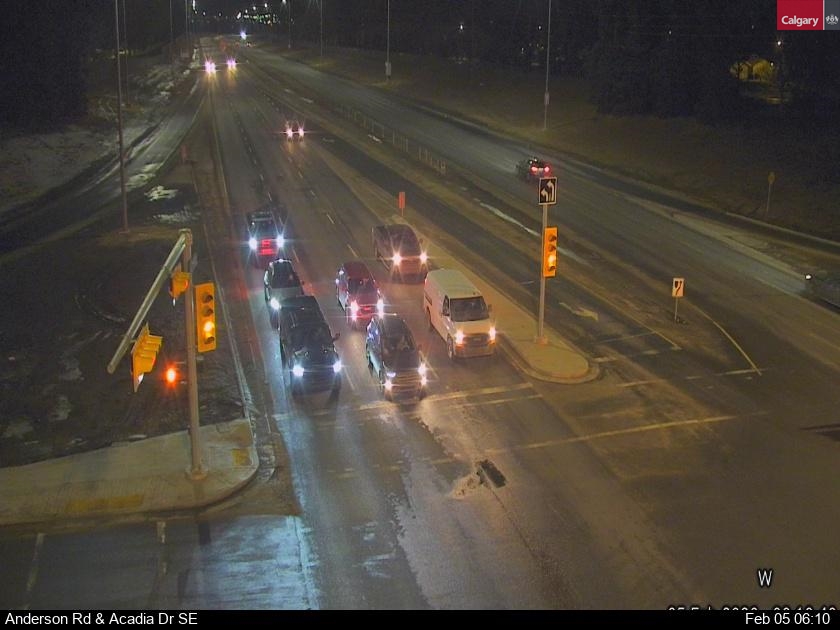 Anderson Rd / Acadia Dr SE