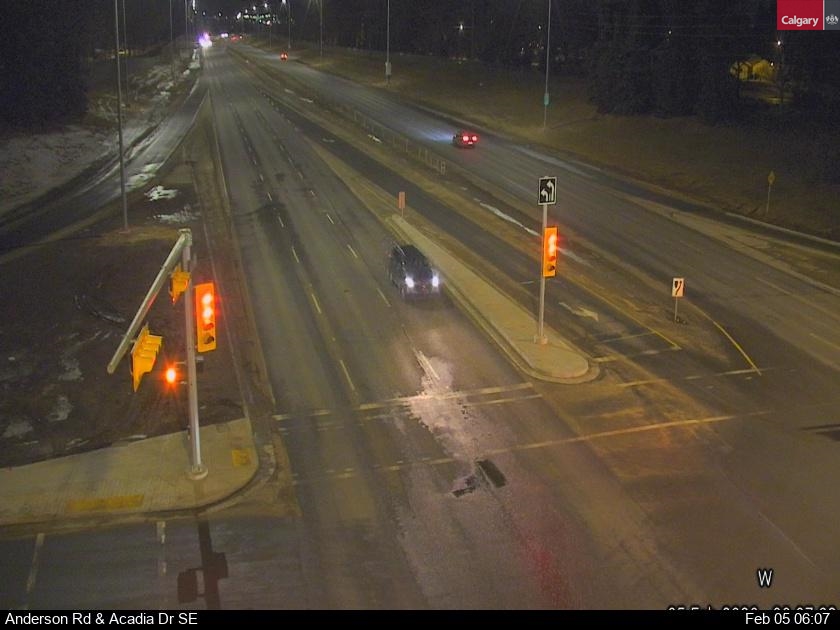 Anderson Rd / Acadia Dr SE