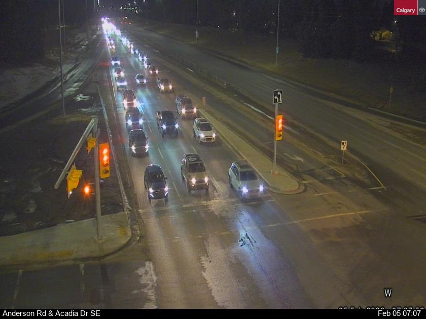 Anderson Rd / Acadia Dr SE