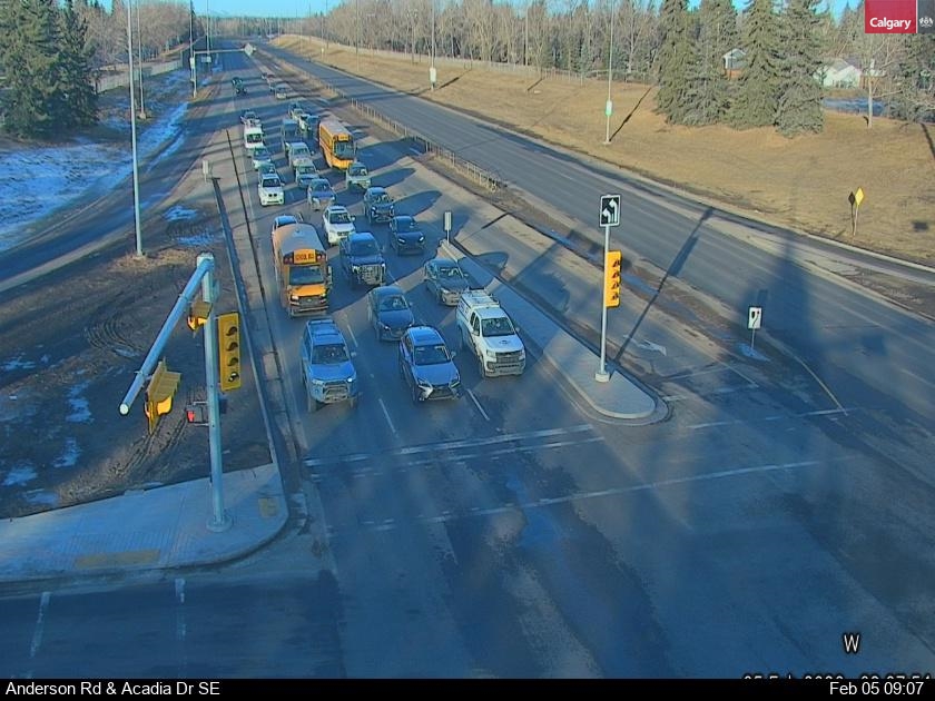 Anderson Rd / Acadia Dr SE